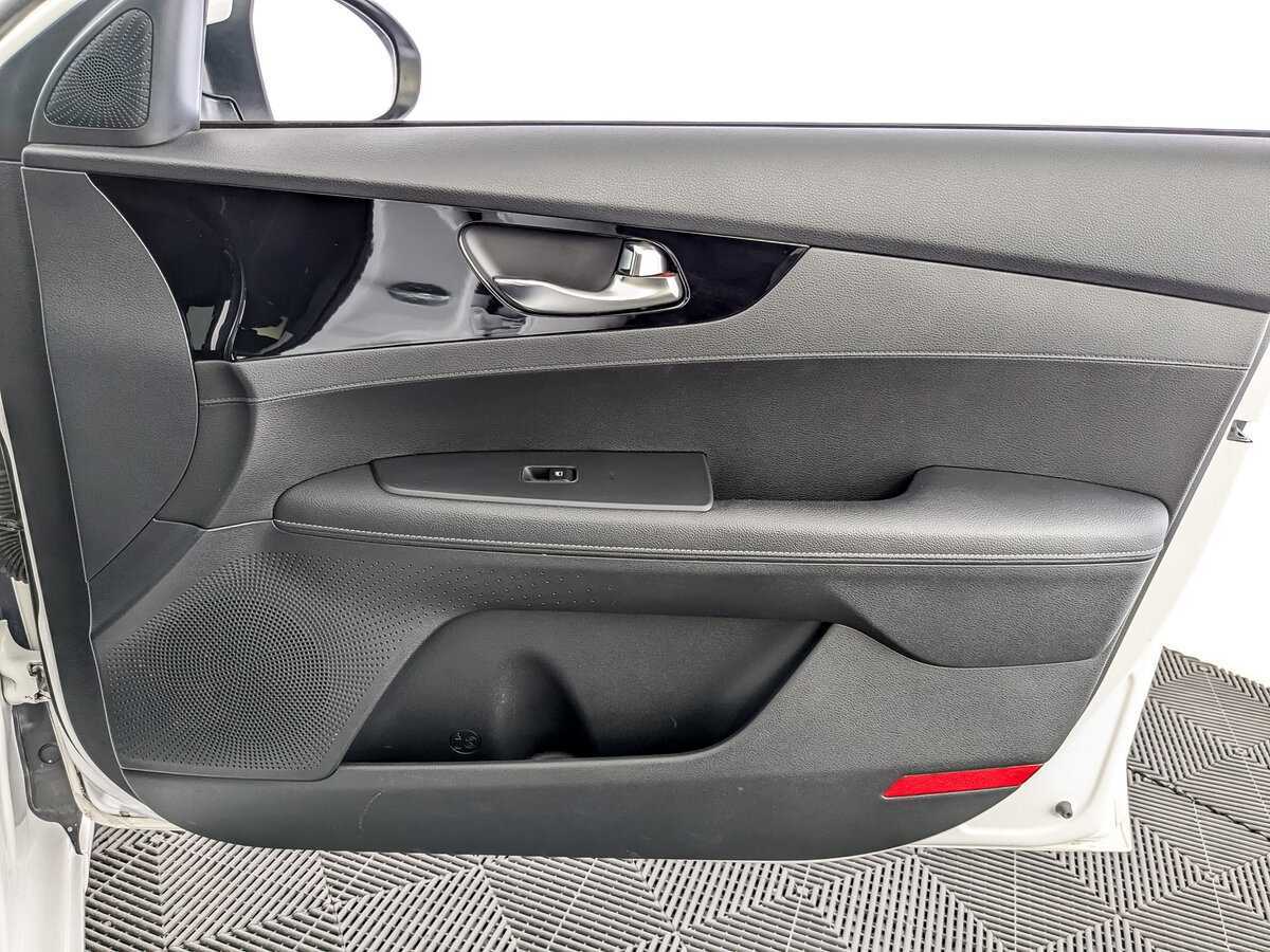 Б/У Киа Церато 2021 года. Фото: #23