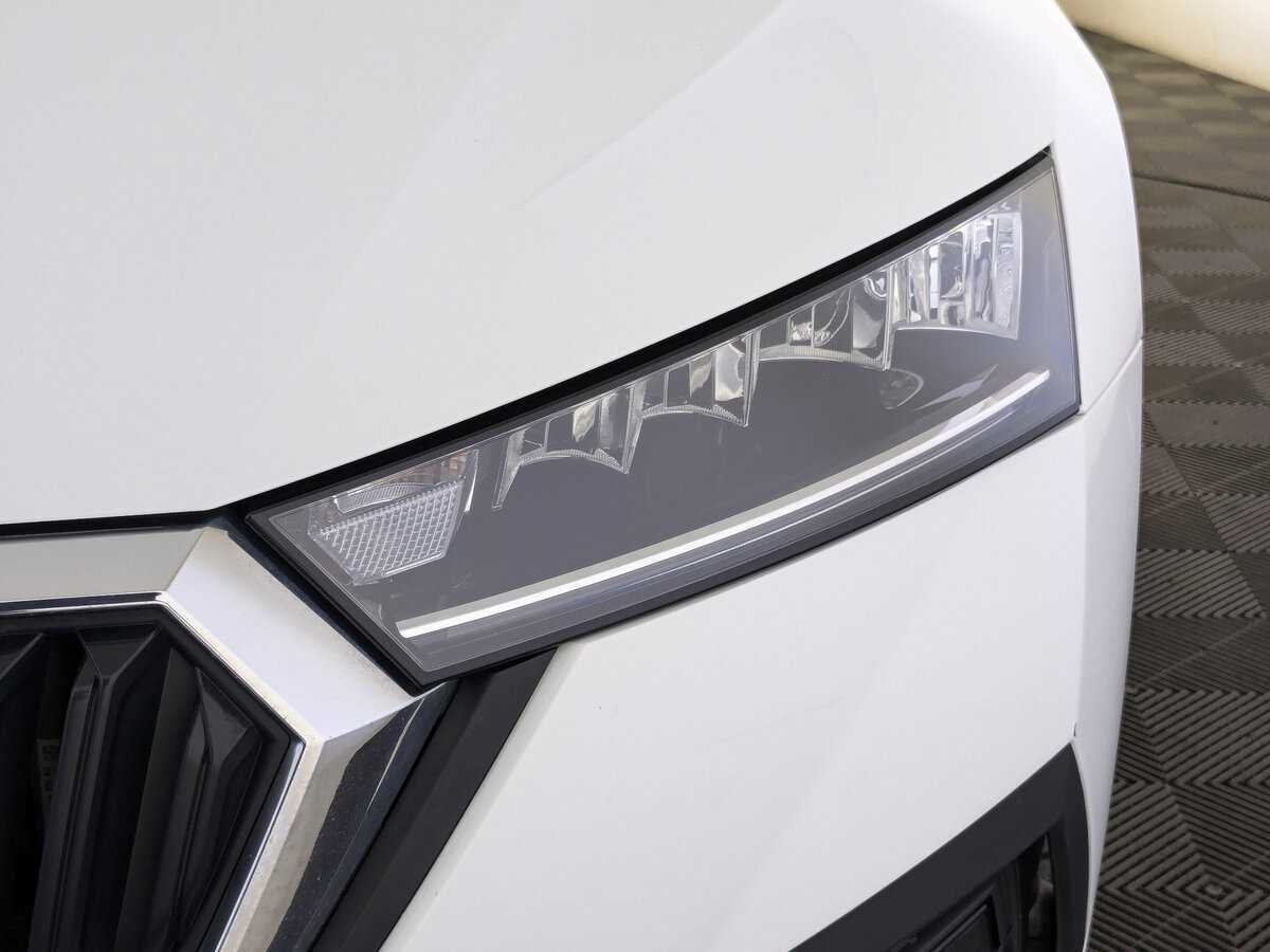 Б/У Шкода Октавия 2021 года. Фото: #10