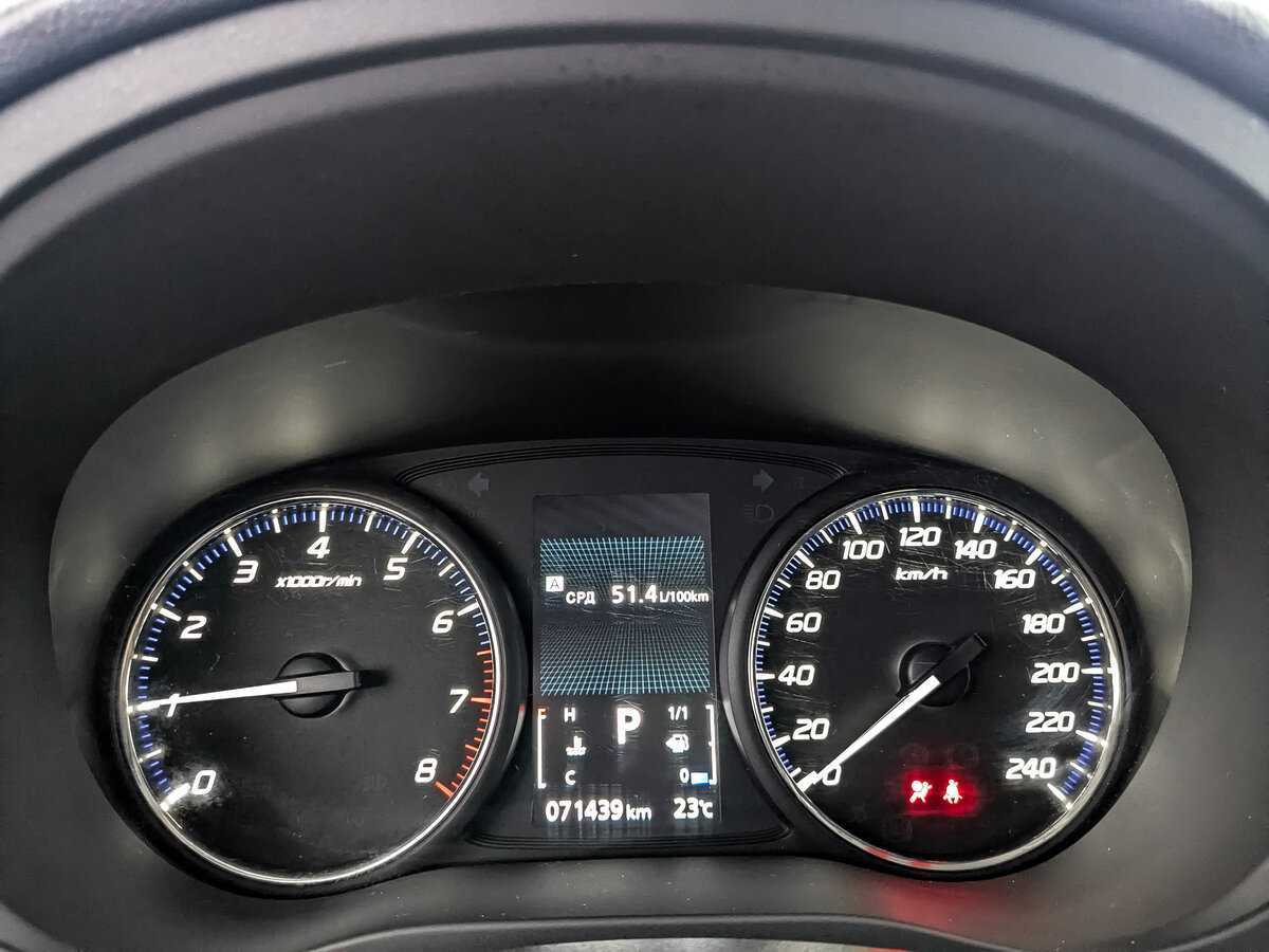 Б/У Митсубиши Оутлэндер 2019 года. Фото: #15