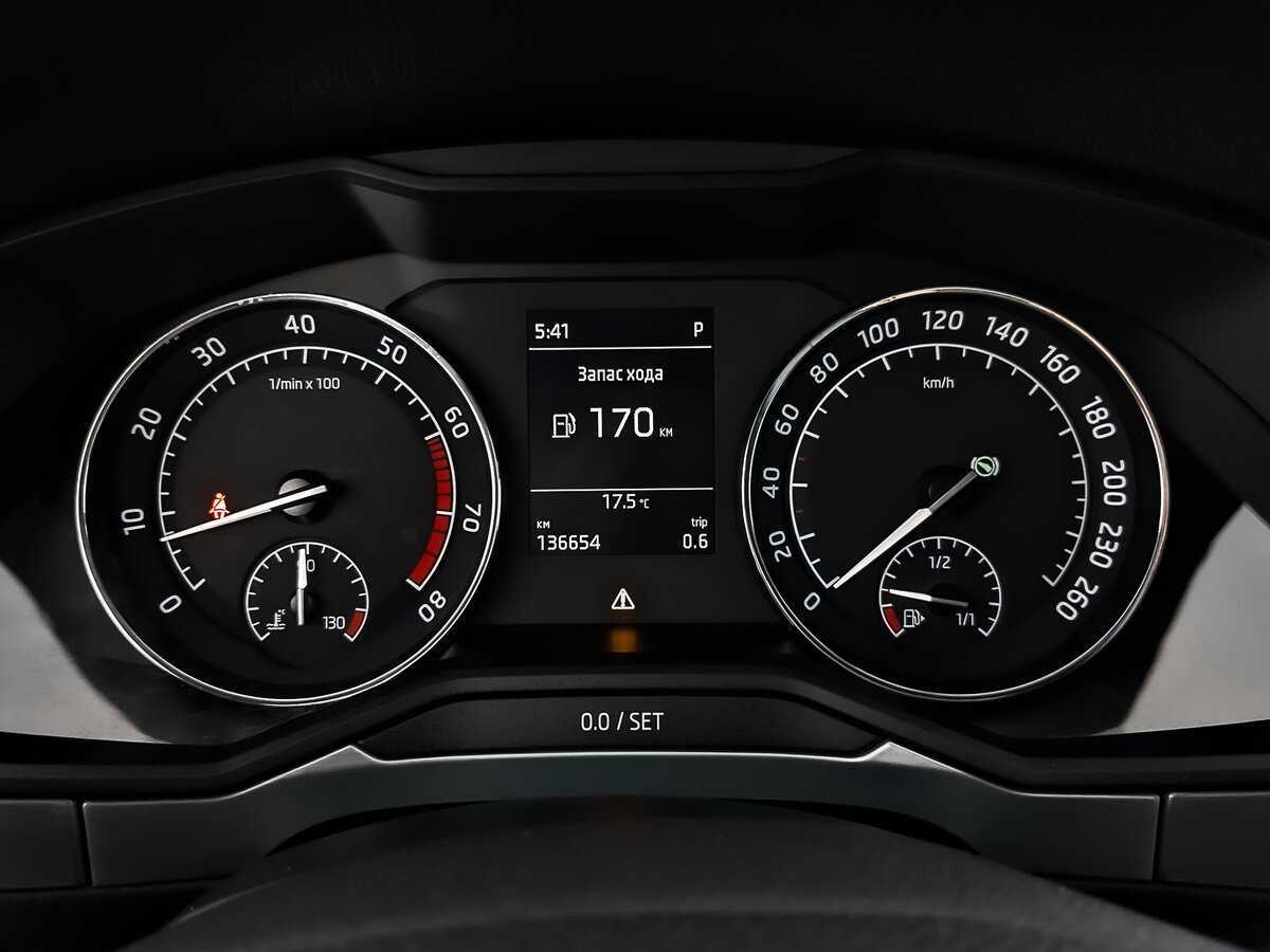 Б/У Шкода Суперб 2019 года. Фото: #15