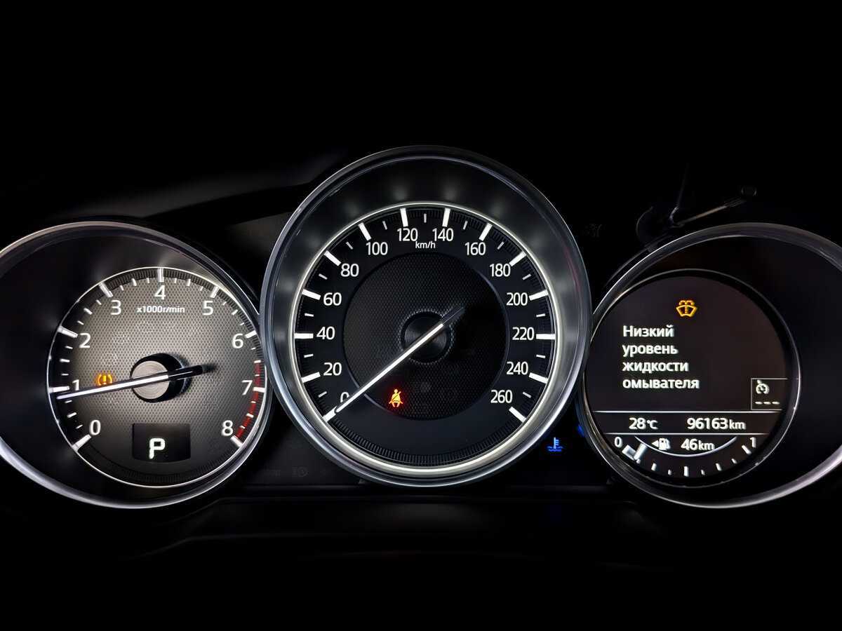 Б/У Мазда Ц-Икс-5 2017 года. Фото: #12