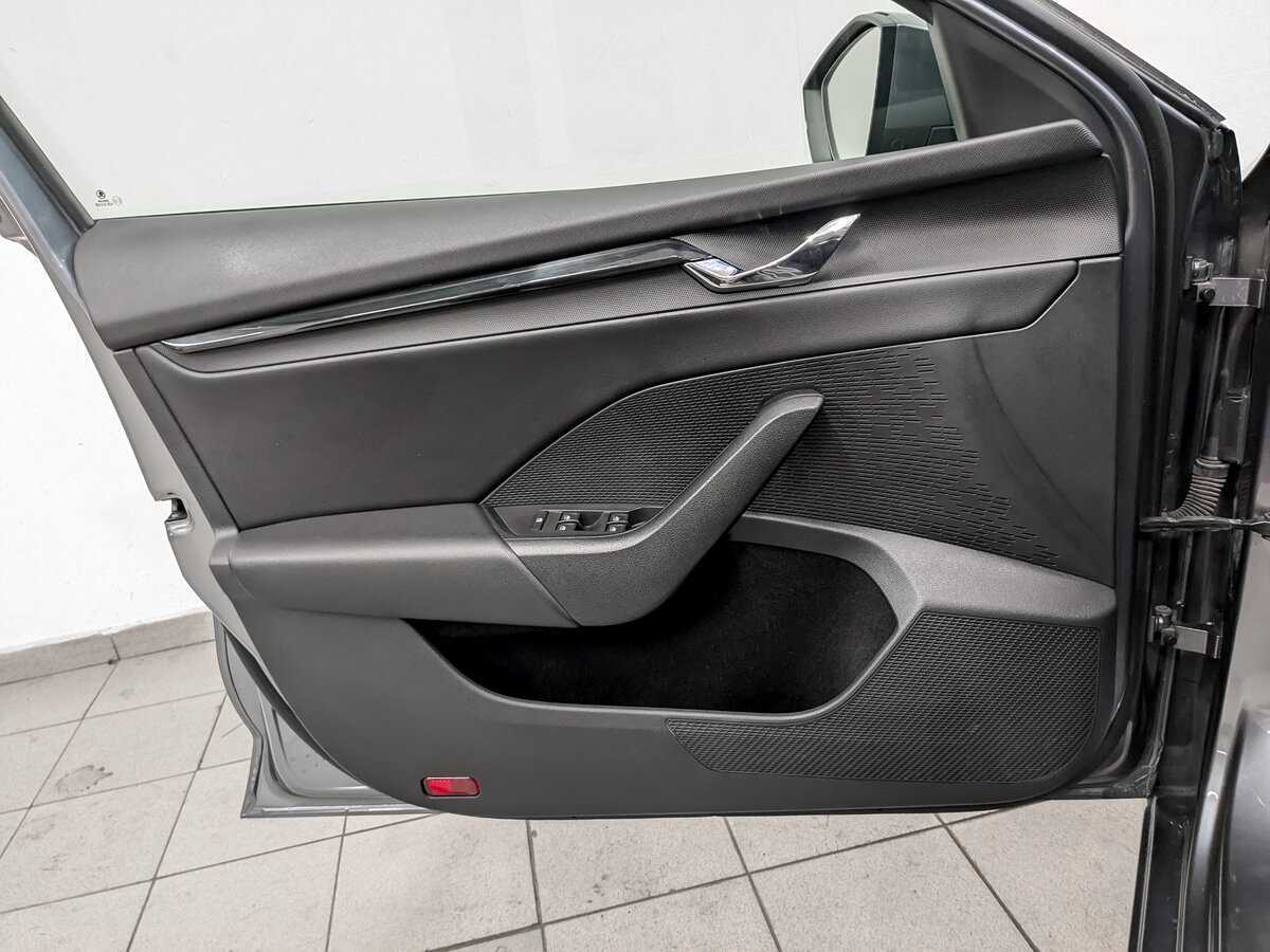 Б/У Шкода Октавия 2021 года. Фото: #18