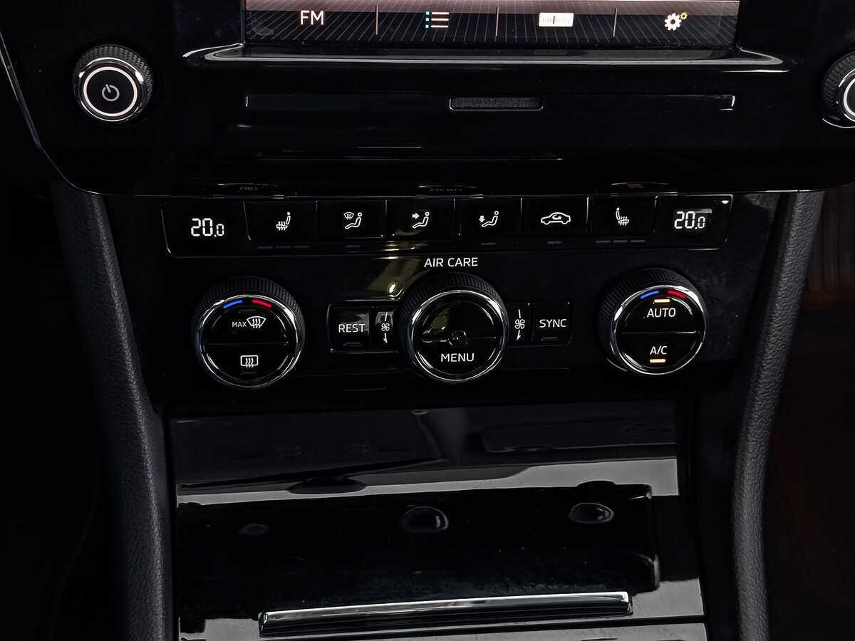 Б/У Шкода Суперб 2017 года. Фото: #20