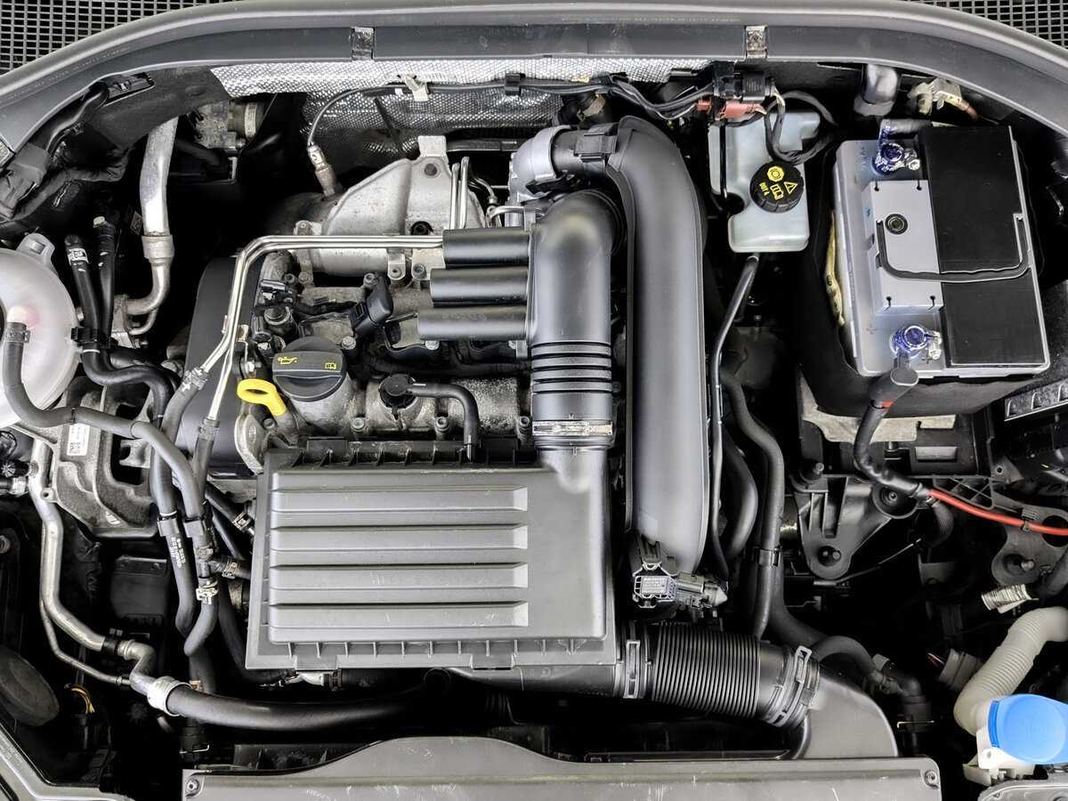 Б/У Шкода Суперб 2018 года. Фото: #8