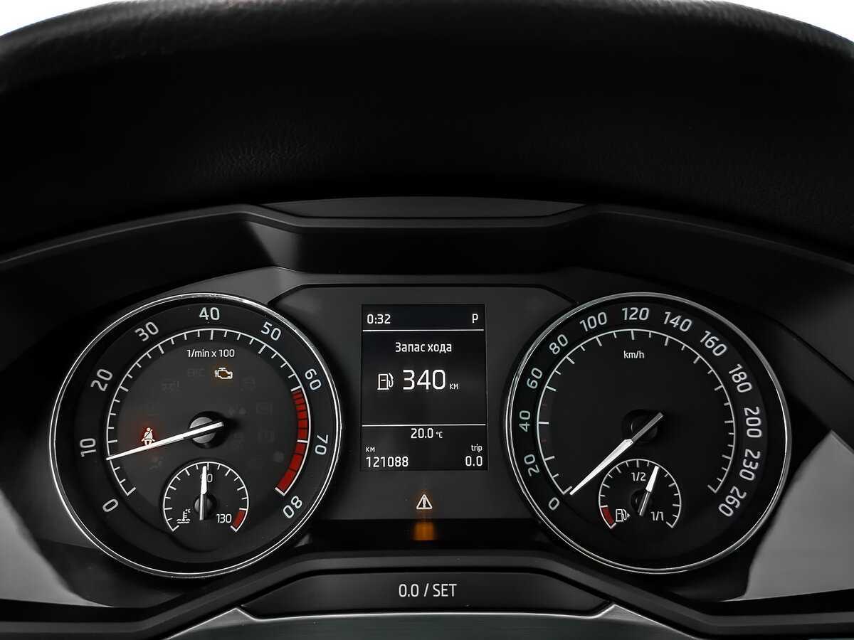 Б/У Шкода Суперб 2019 года. Фото: #14