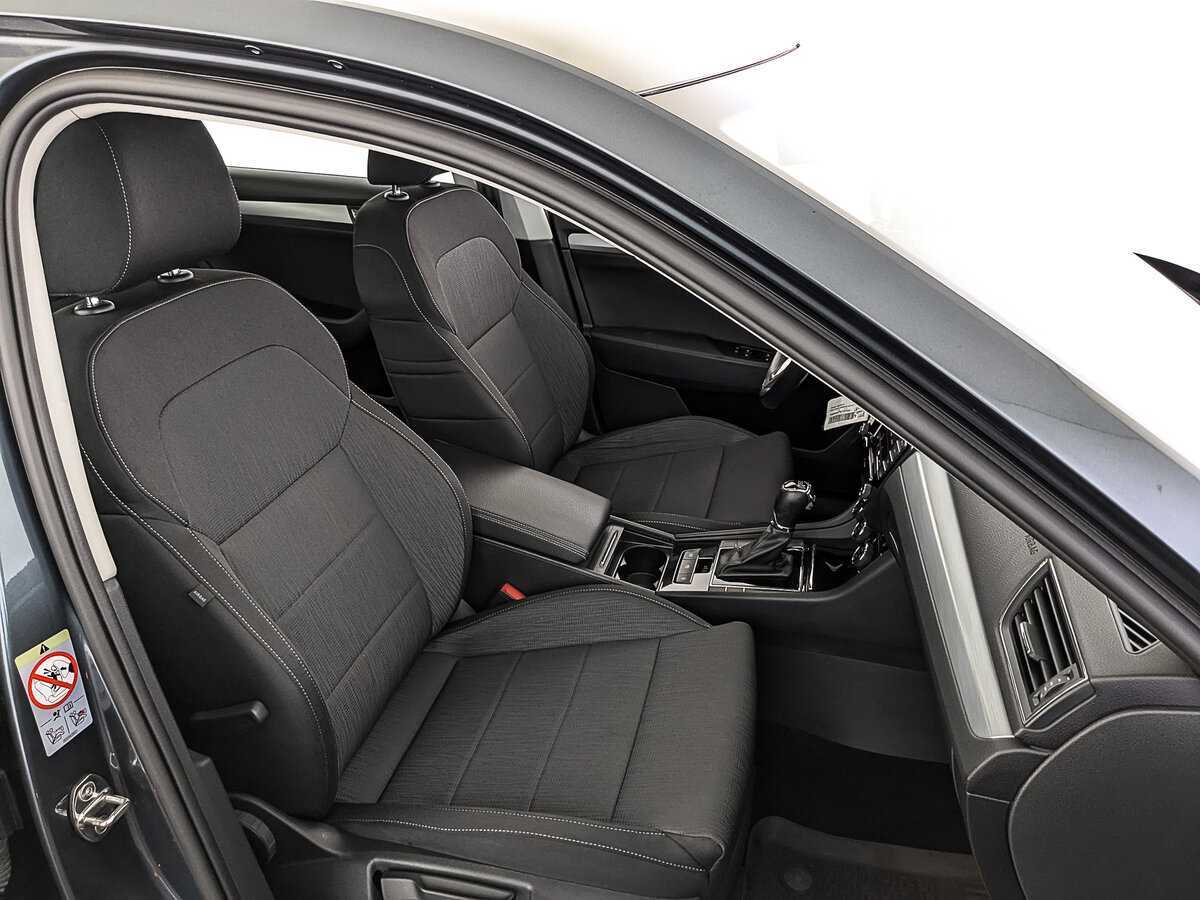 Б/У Шкода Суперб 2019 года. Фото: #21