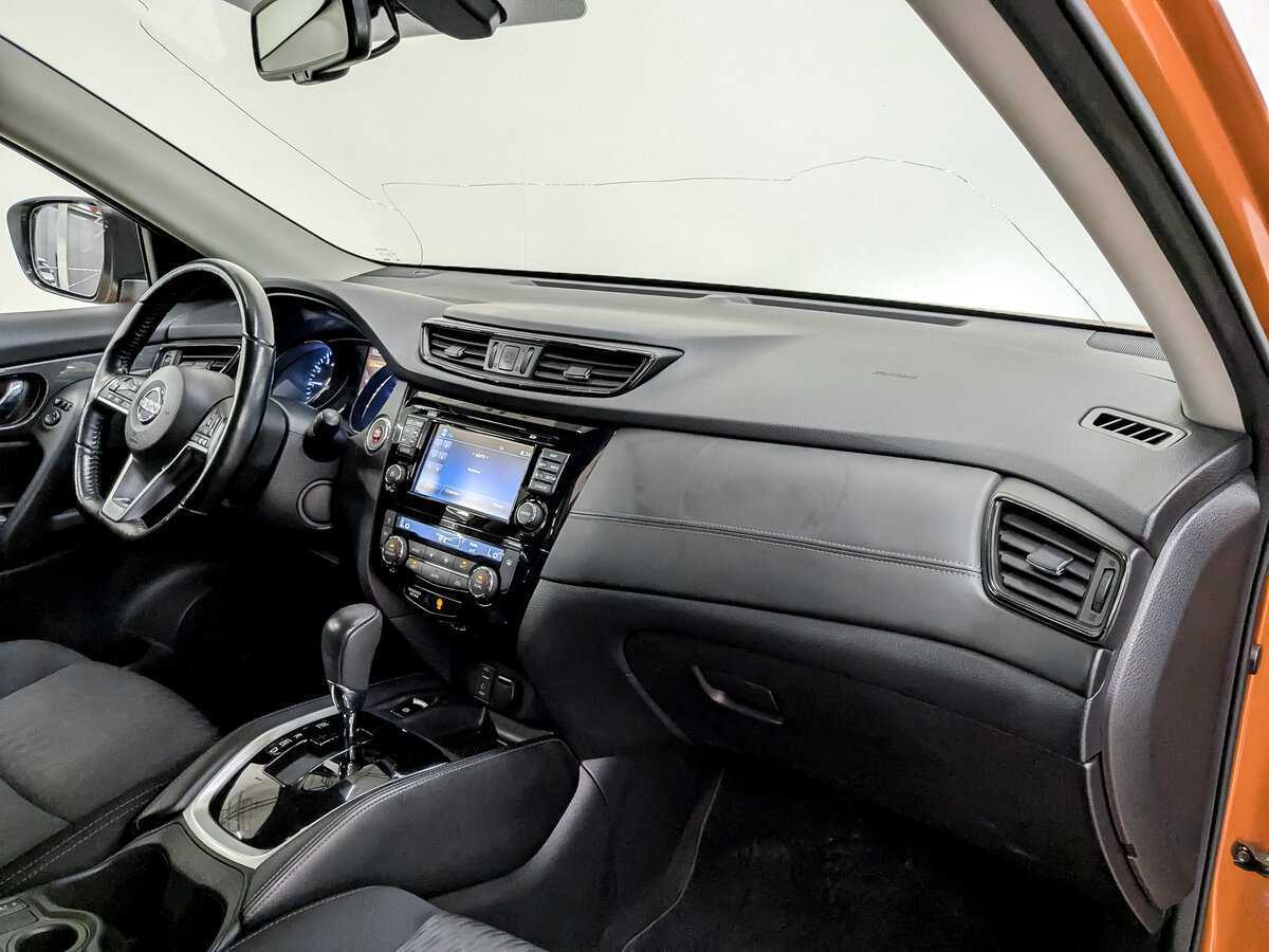 Б/У Ниссан Икс-Трейл 2019 года. Фото: #10