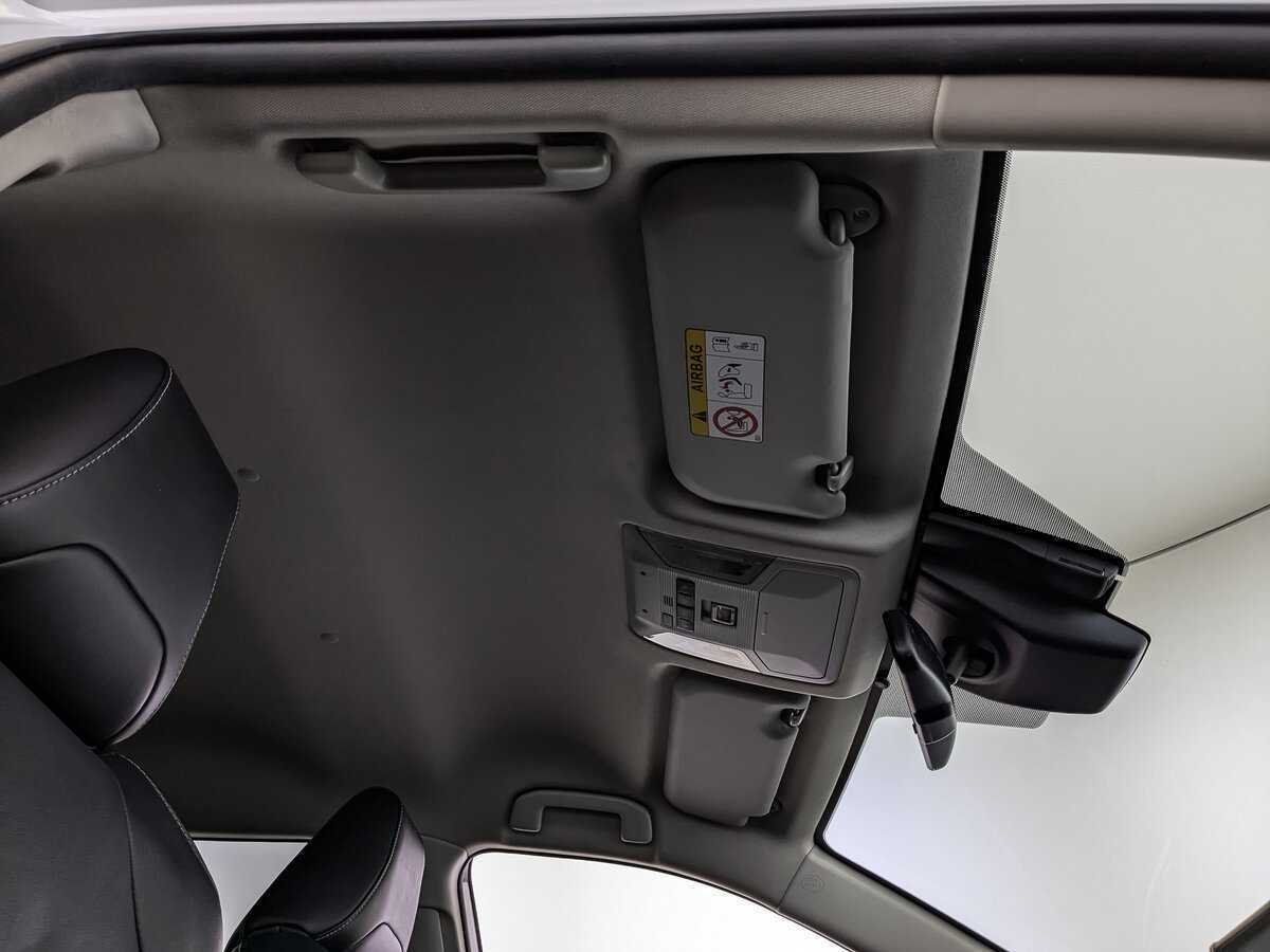 Toyota RAV4 2021 года с пробегом. Фото: #22