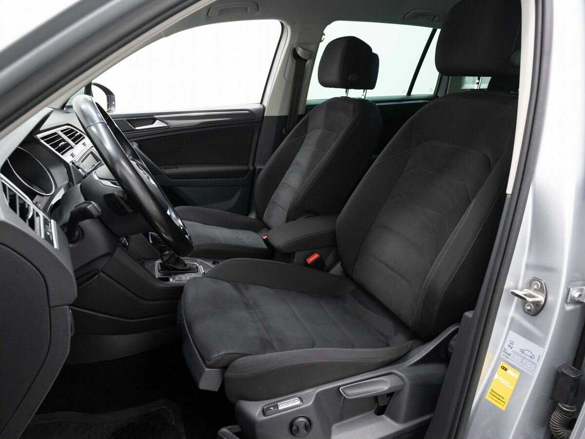 Б/У Фольксваген Тигуан 2017 года. Фото: #8