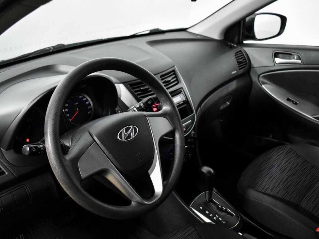 Б/У Хендай Солярис 2015 года. Фото: #8