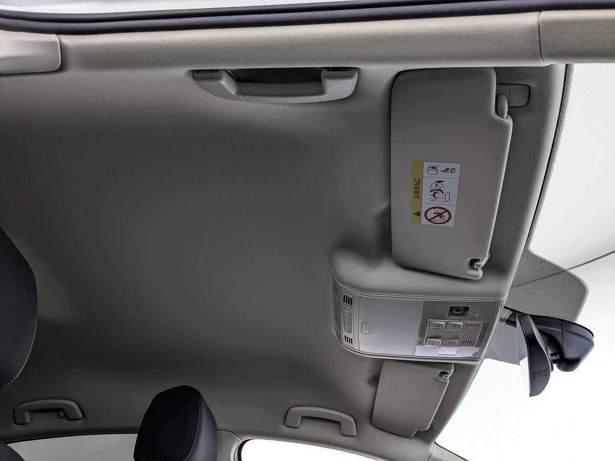 Б/У Фольксваген Пассат 2019 года. Фото: #22