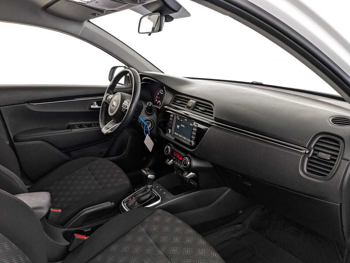 Б/У Киа Рио 2018 года. Фото: #10