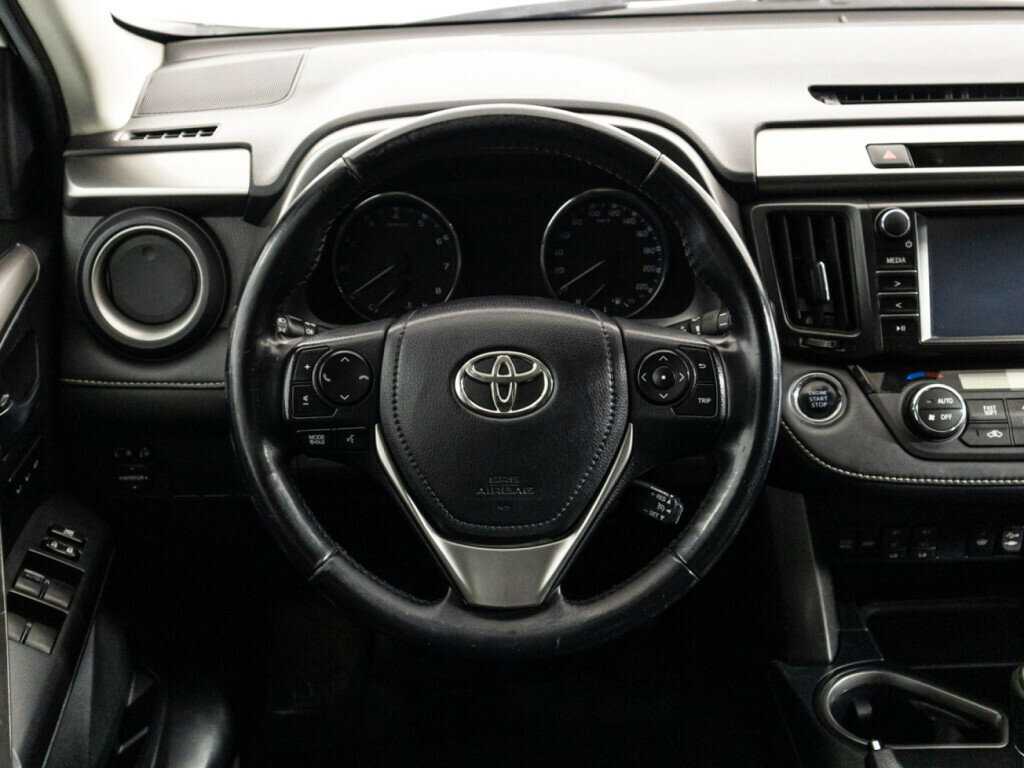 Toyota RAV4 2017 года с пробегом. Фото: #22