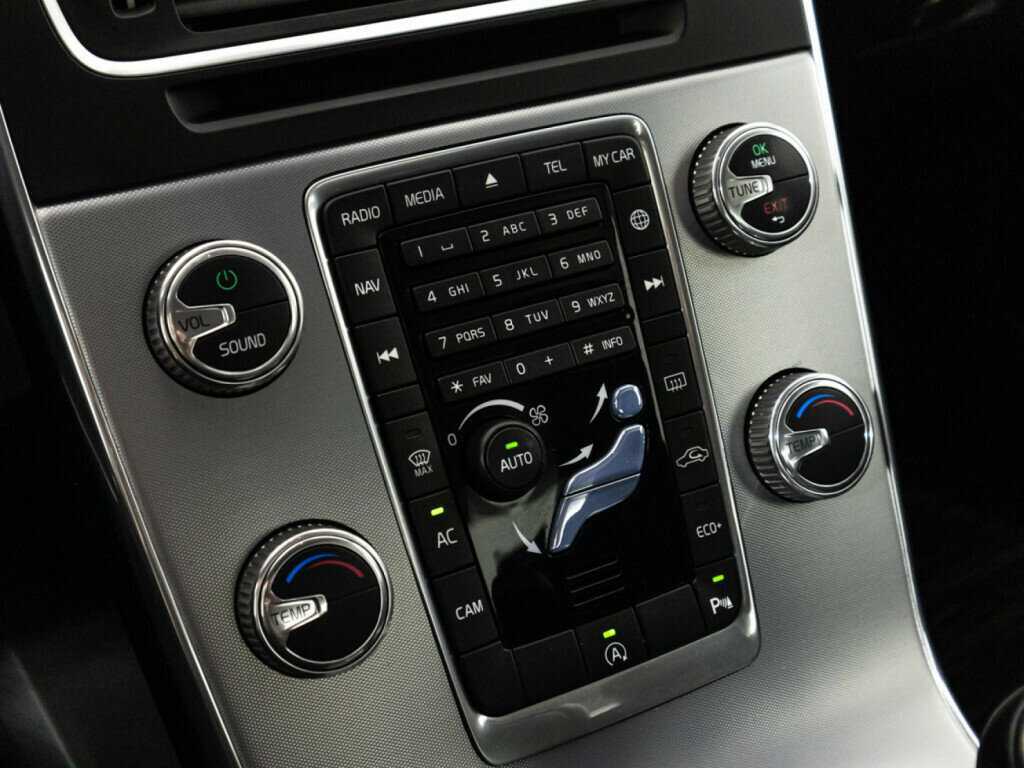 Б/У Вольво С60 2017 года. Фото: #16