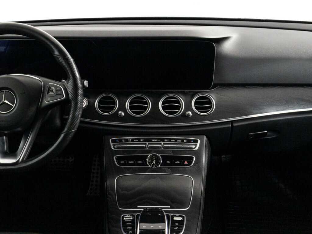 Mercedes-Benz E-Класс 2017 года с пробегом. Фото: #13