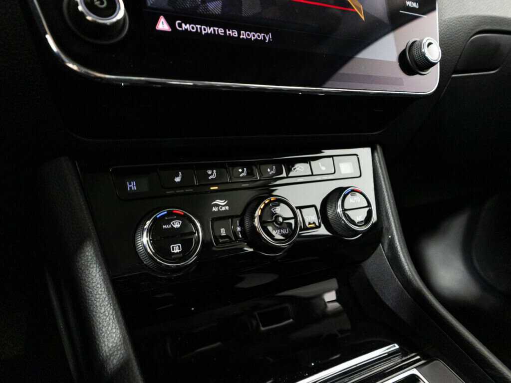 Б/У Шкода Суперб 2018 года. Фото: #16