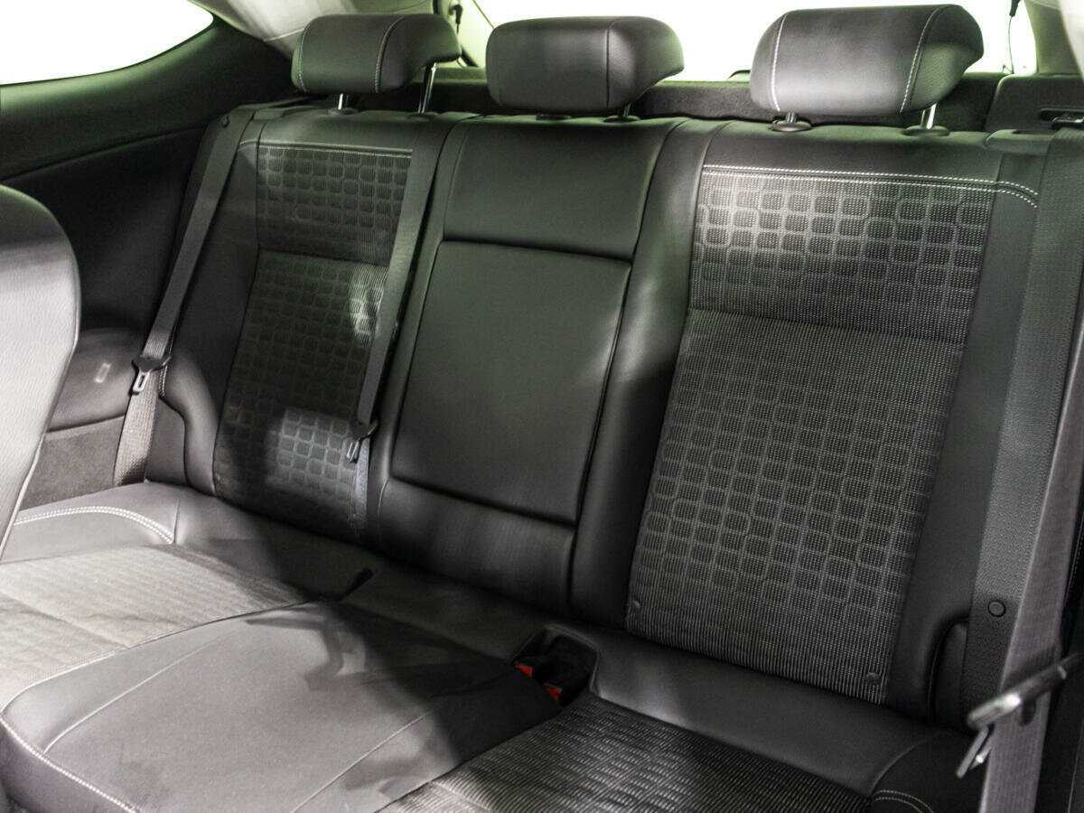 Б/У Опель Астра 2013 года. Фото: #9