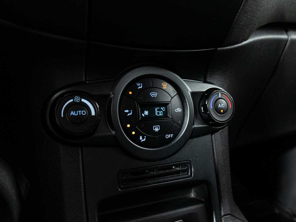 Б/У Форд Фиеста 2016 года. Фото: #14