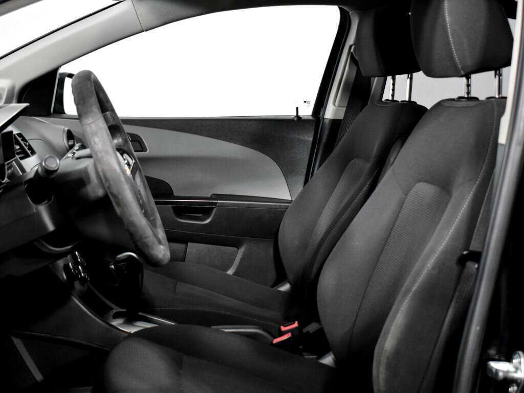 Б/У Шевроле Авео 2013 года. Фото: #10