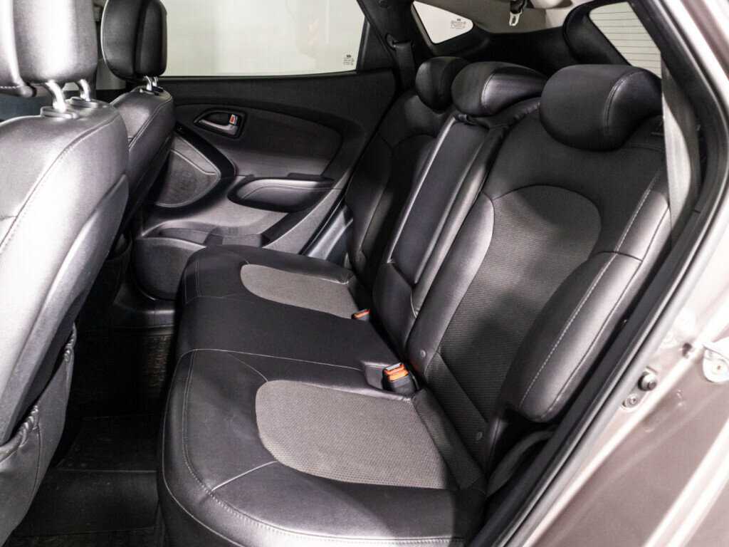 Б/У Хендай ай-икс35 2013 года. Фото: #9