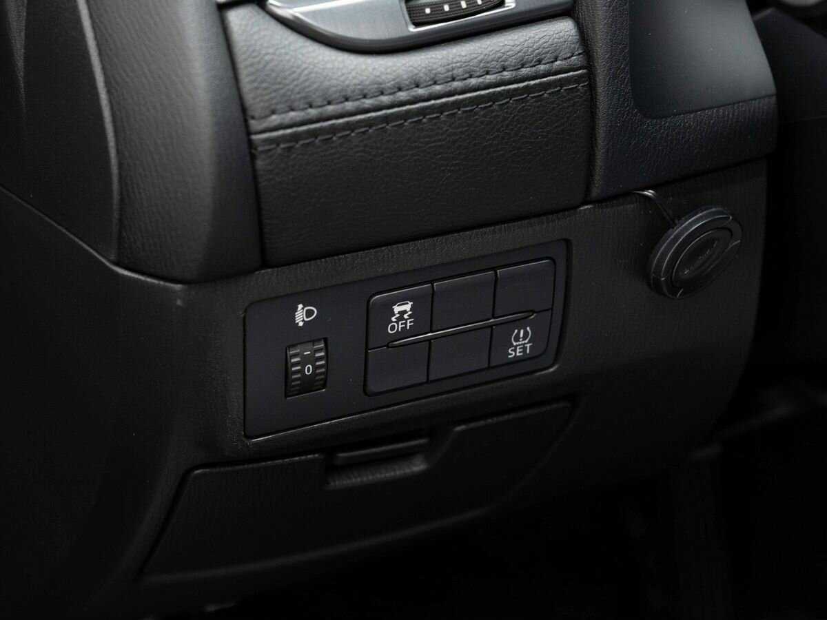 Б/У Мазда 6 2017 года. Фото: #19