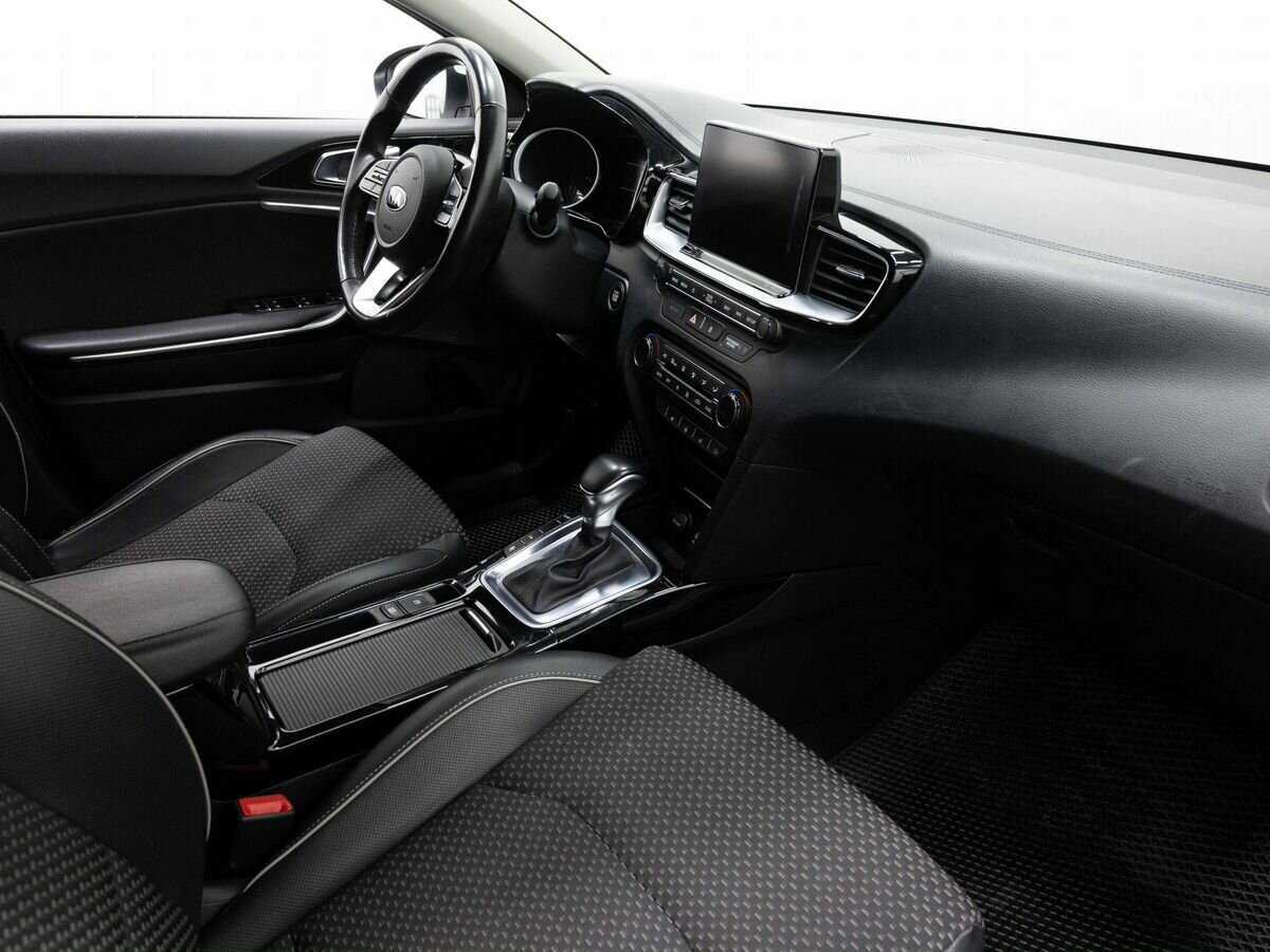 Б/У Киа Сид 2018 года. Фото: #10