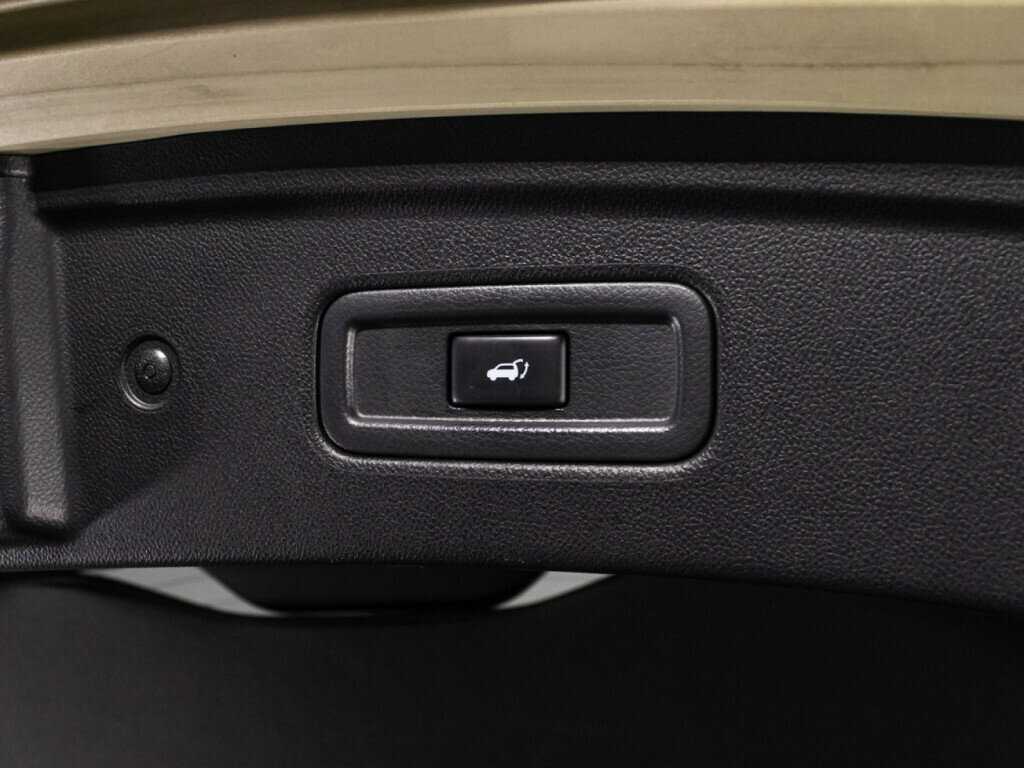 Infiniti FX 2013 года с пробегом. Фото: #15