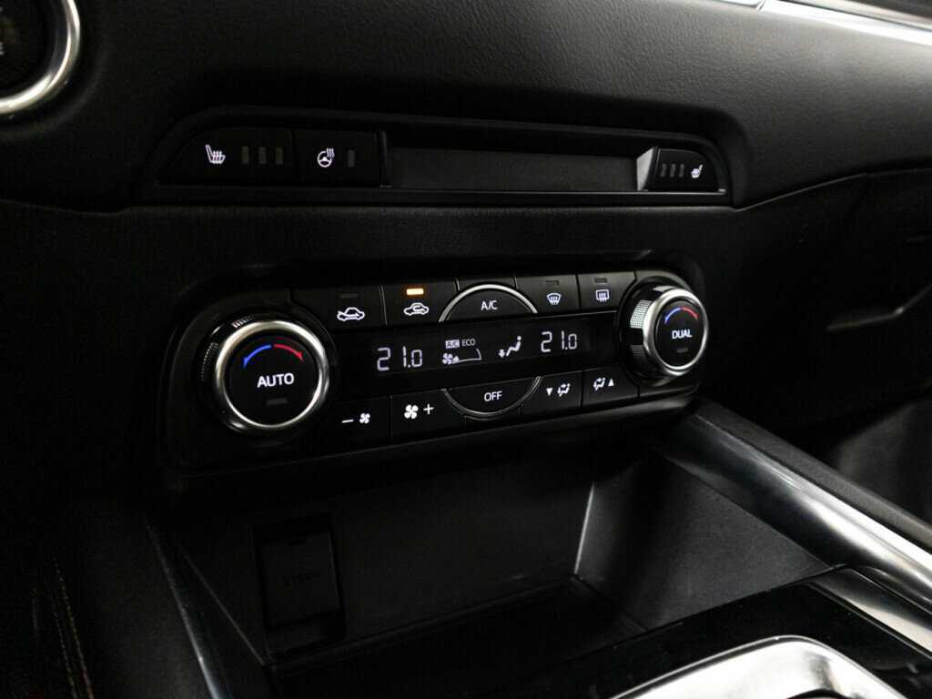 Б/У Мазда Ц-Икс-5 2018 года. Фото: #18