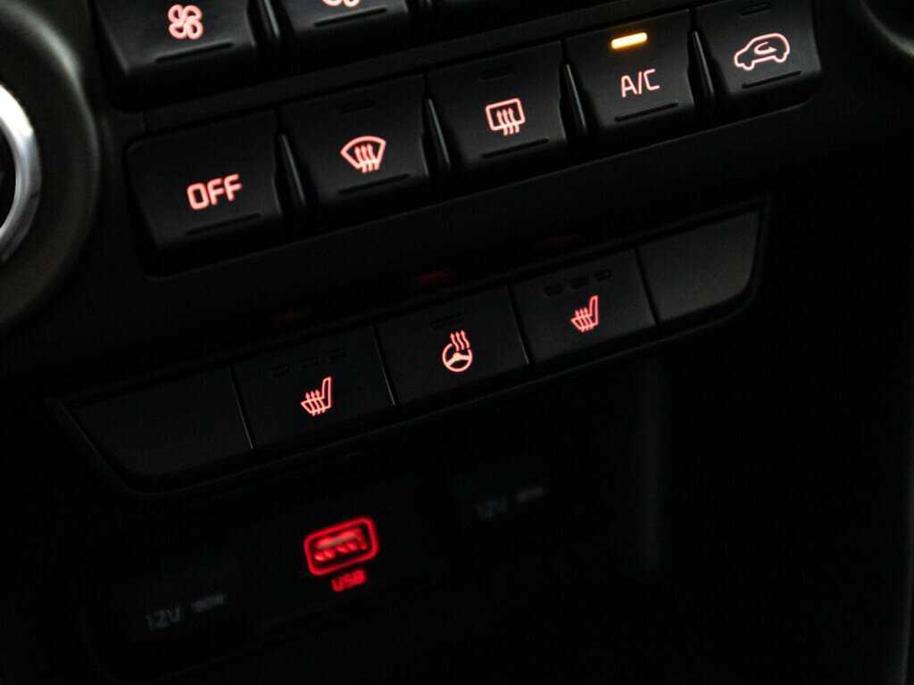 Б/У Киа Спортейдж 2019 года. Фото: #16