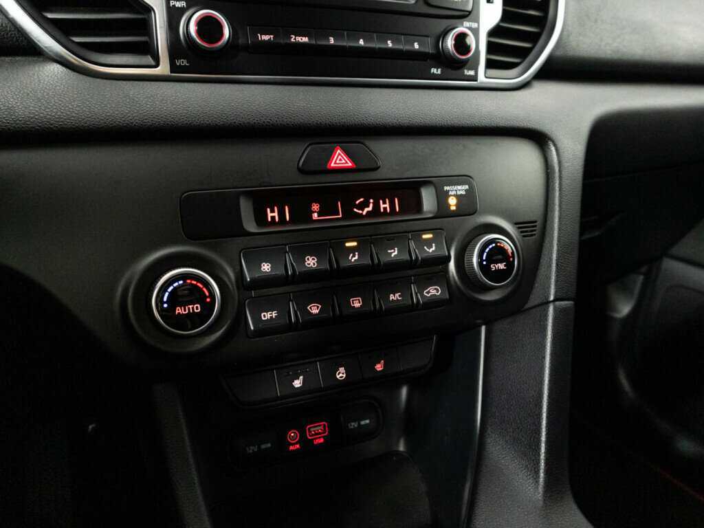 Б/У Киа Спортейдж 2018 года. Фото: #14