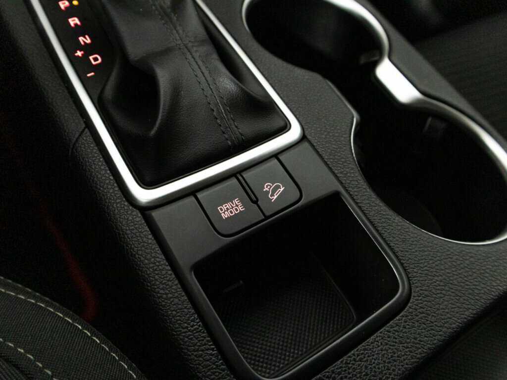 Б/У Киа Спортейдж 2018 года. Фото: #15