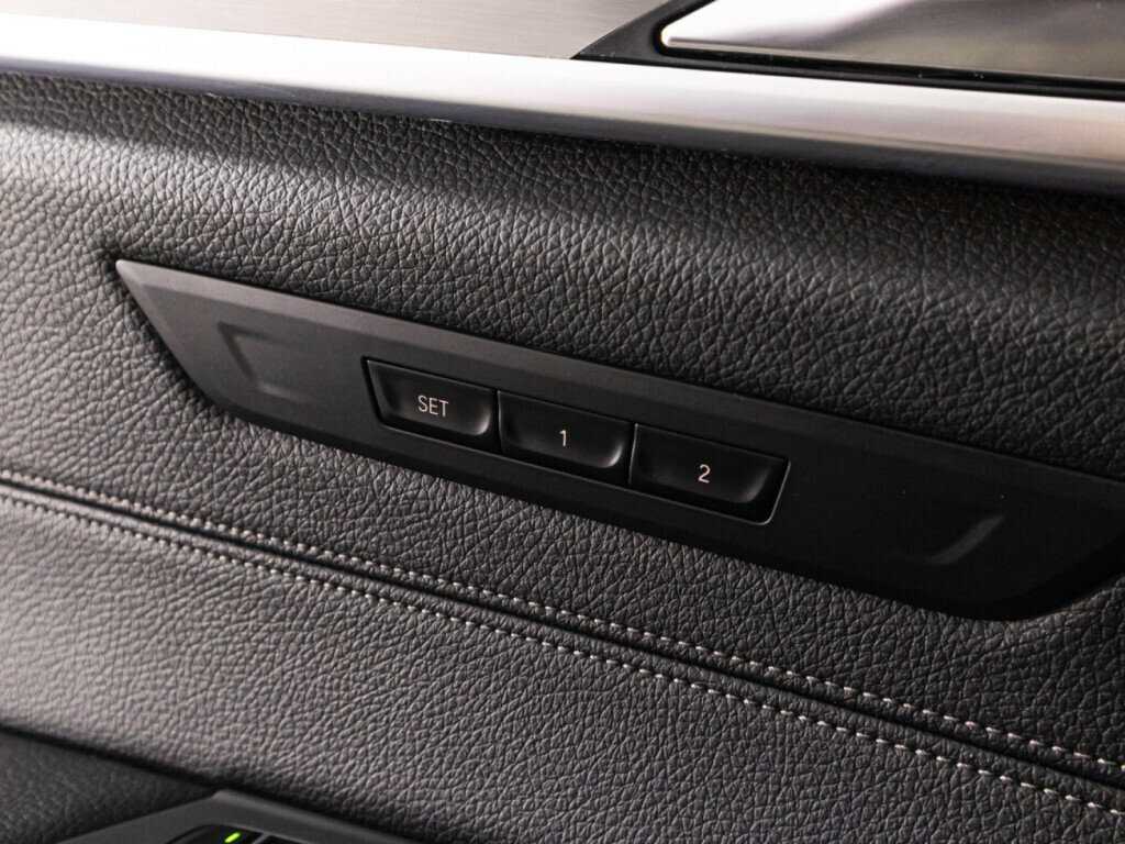 BMW 5 серии 2018 года с пробегом. Фото: #17