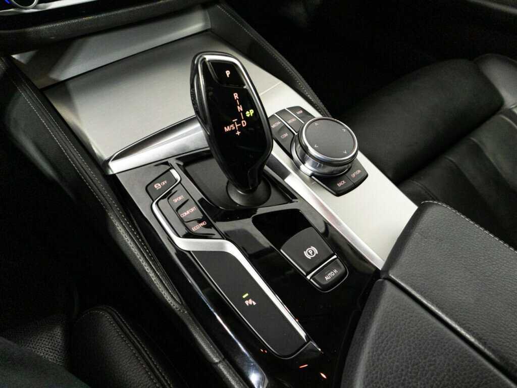 BMW 5 серии 2018 года с пробегом. Фото: #21