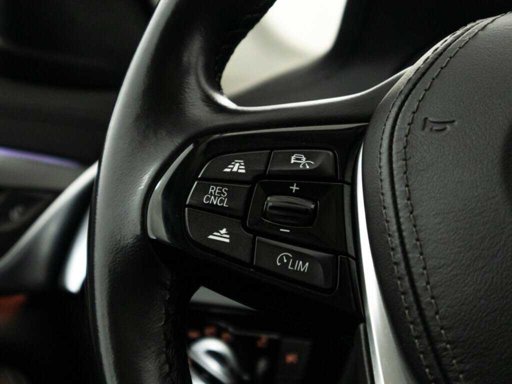 BMW 5 серии 2018 года с пробегом. Фото: #23