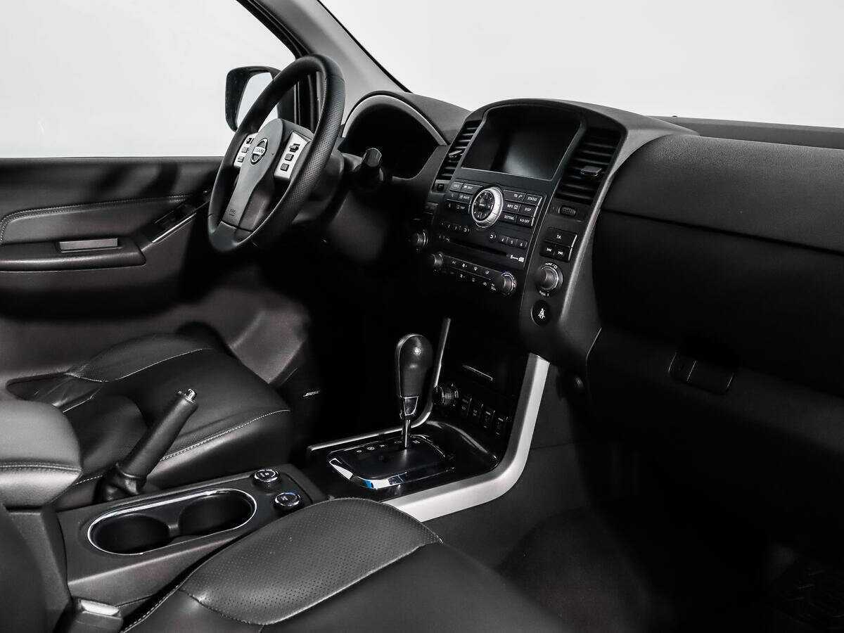 Б/У Ниссан Патфайндер 2012 года. Фото: #13