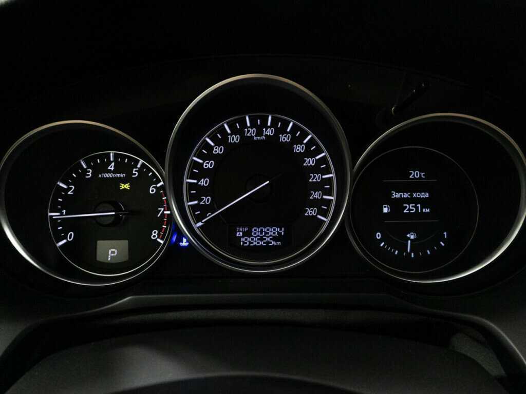 Б/У Мазда 6 2015 года. Фото: #11