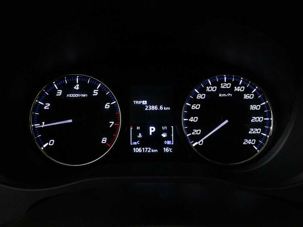 Б/У Митсубиши Оутлэндер 2019 года. Фото: #11