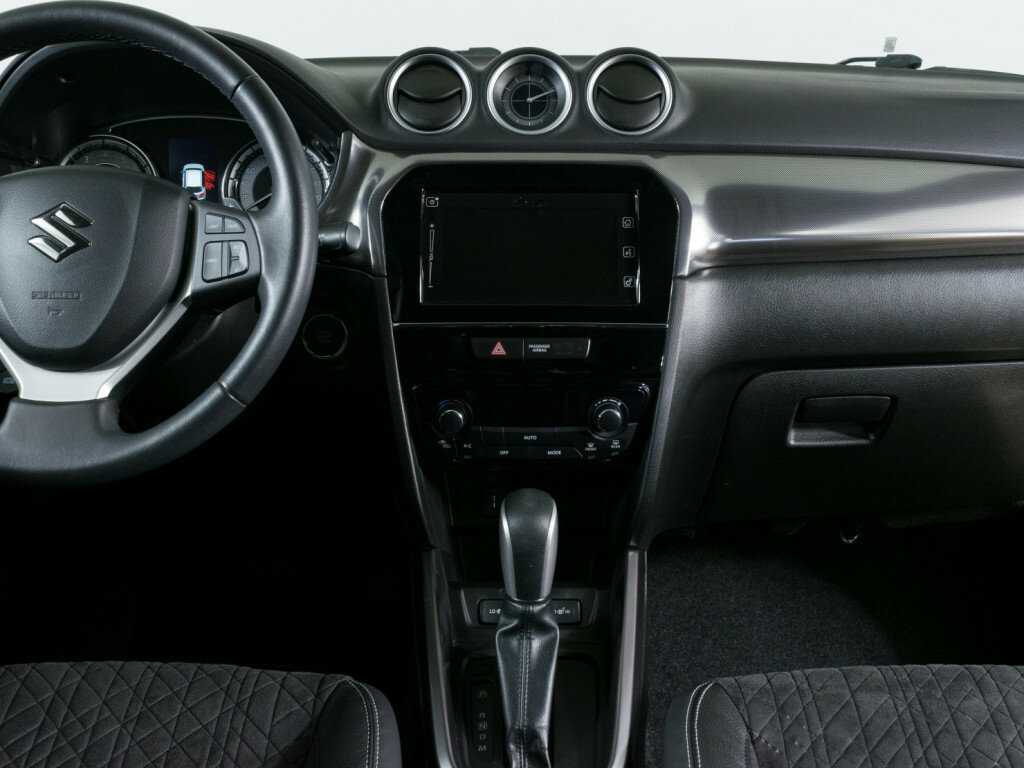 Б/У Сузуки Витара 2019 года. Фото: #8