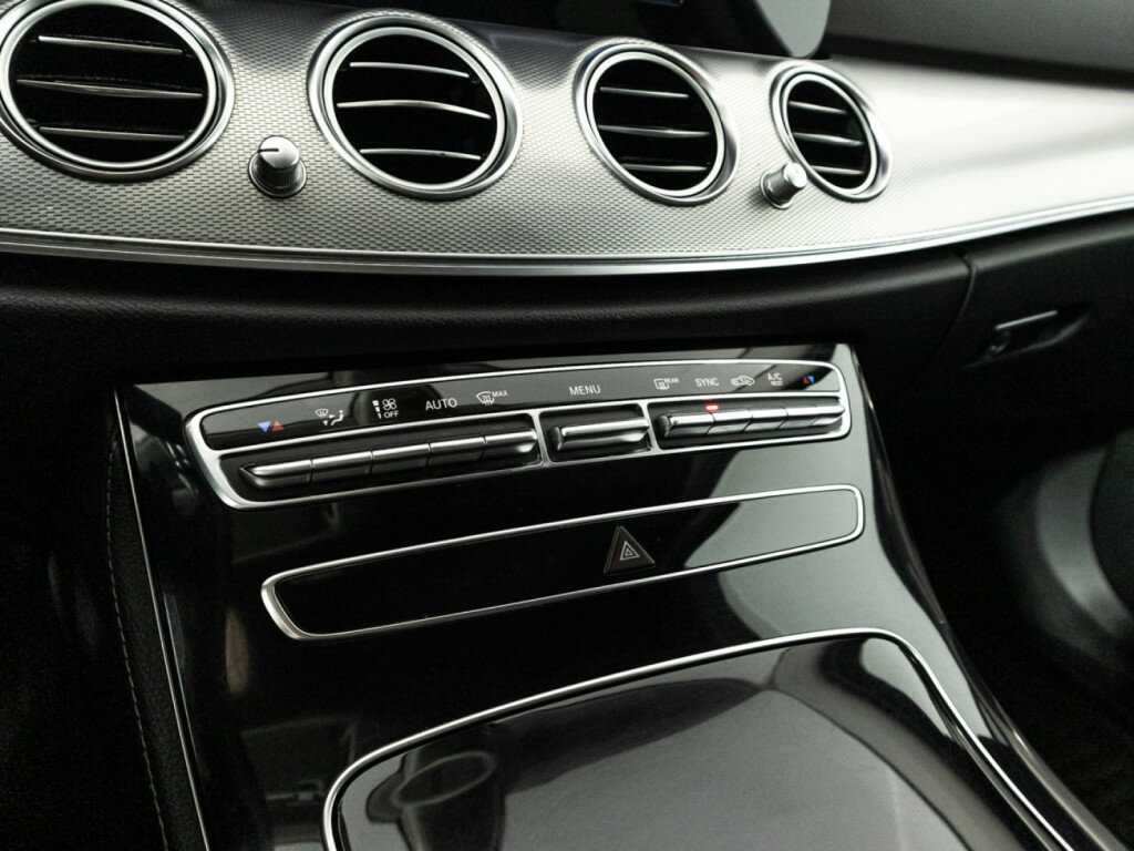 Mercedes-Benz E-Класс 2019 года с пробегом. Фото: #15