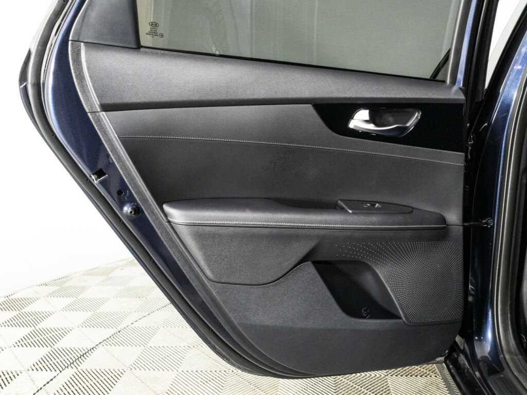 Б/У Киа Церато 2021 года. Фото: #27