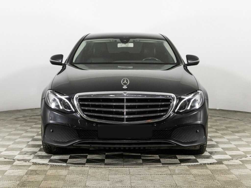 Mercedes-Benz E-Класс 2019 года с пробегом. Фото: #1