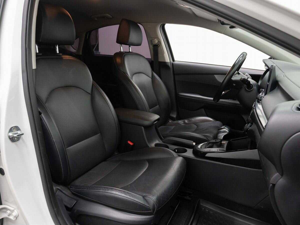 Б/У Киа Церато 2018 года. Фото: #11