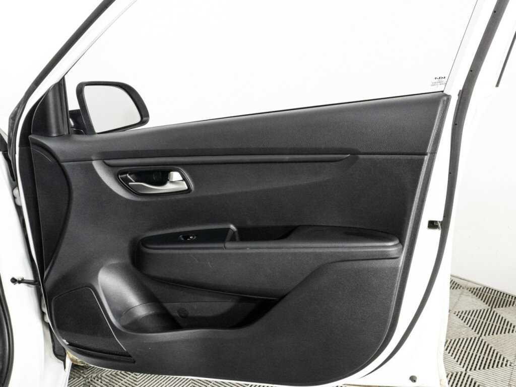 Б/У Киа Рио 2022 года. Фото: #27