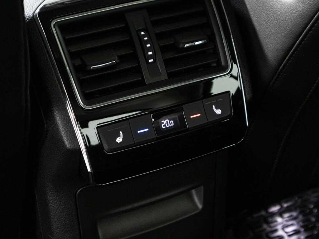 Skoda Superb 2020 года с пробегом. Фото: #18