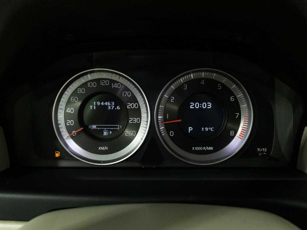 Б/У Вольво С80 2012 года. Фото: #11