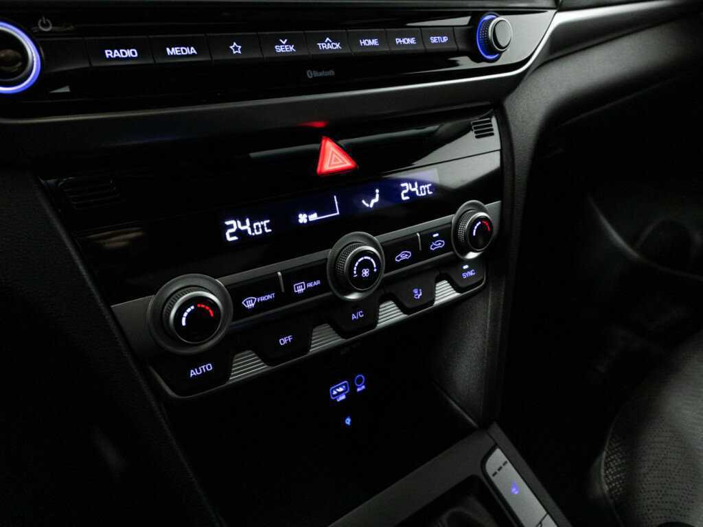 Б/У Хендай Елантра 2019 года. Фото: #18