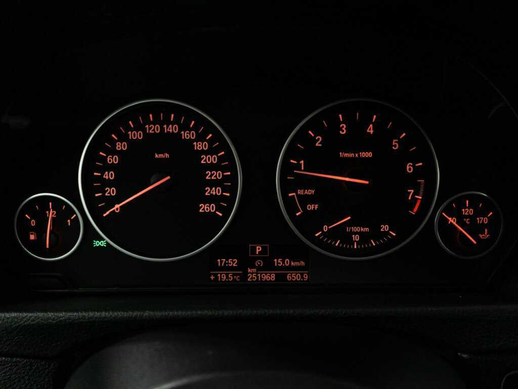 BMW 3 серии 2013 года с пробегом. Фото: #11