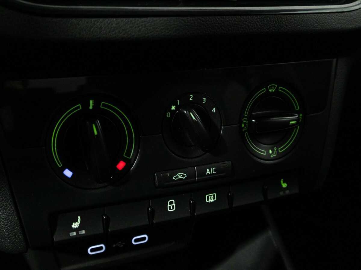 Б/У Шкода Рапид 2020 года. Фото: #14