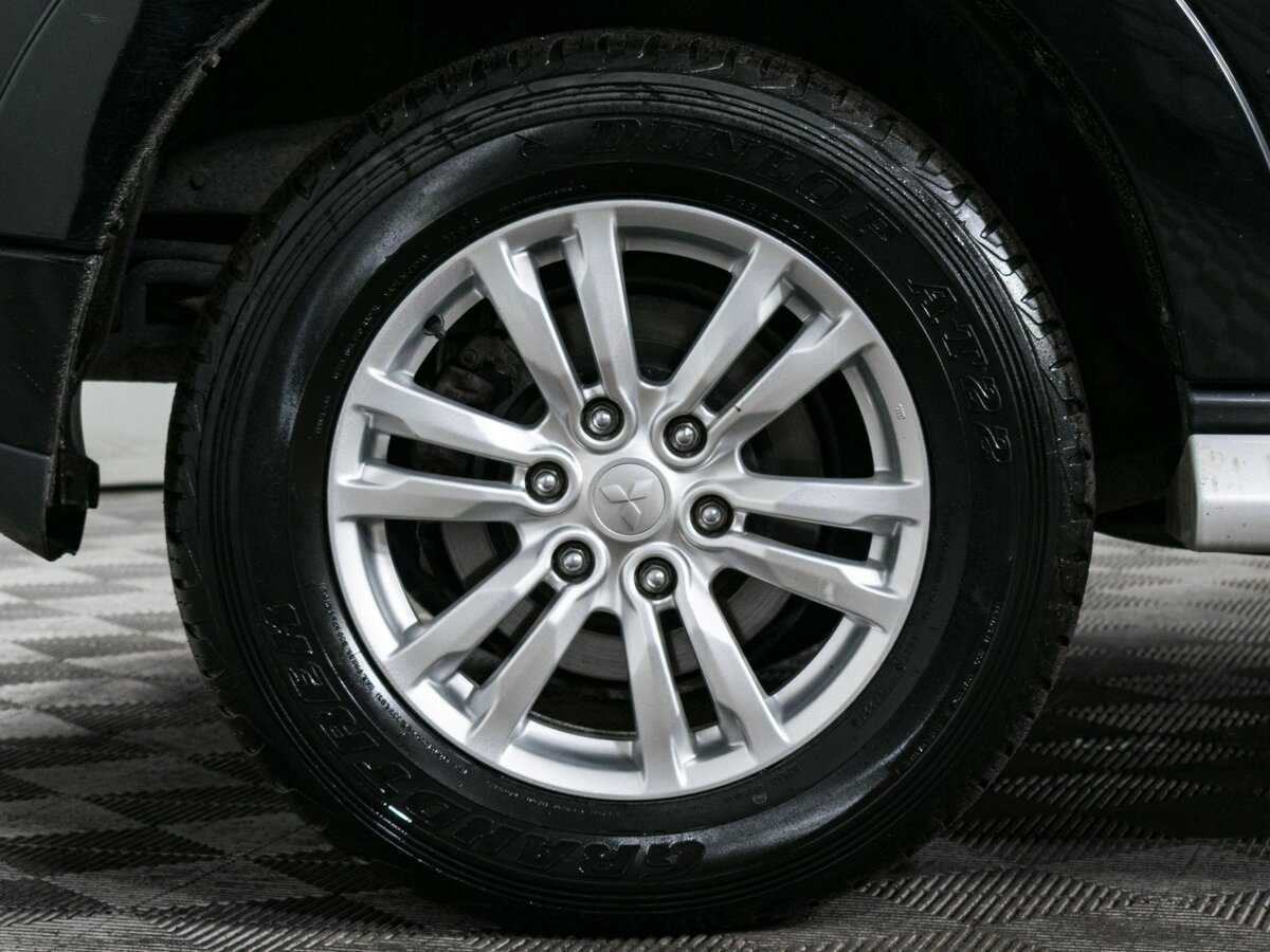 Б/У Митсубиши Паджеро 2013 года. Фото: #15