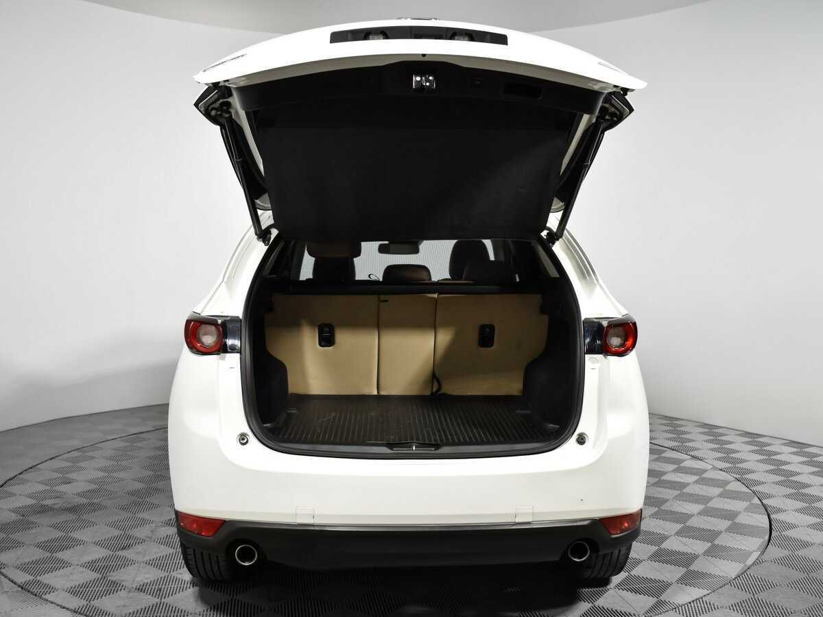 Б/У Мазда Ц-Икс-5 2017 года. Фото: #17